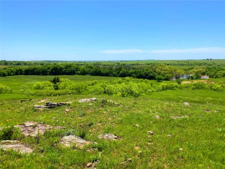 Bowie, TX 76230 Montague County