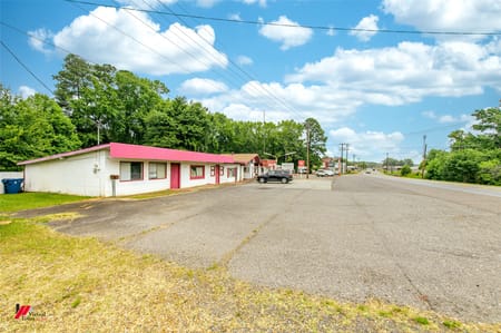 Vivian, LA 71082 Caddo Parish