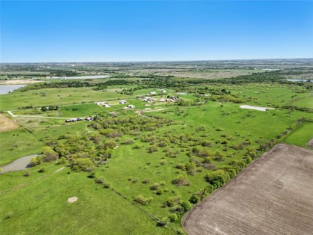 Gunter, TX 75058 Grayson County