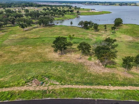 Windom, TX 75492 Fannin County