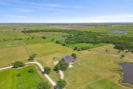 Tioga, TX 76271 Grayson County
