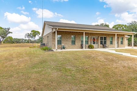 Yoakum, TX 77995 DeWitt County