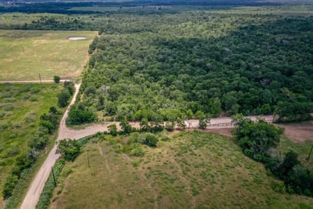 Waelder, TX 78959 Gonzales County