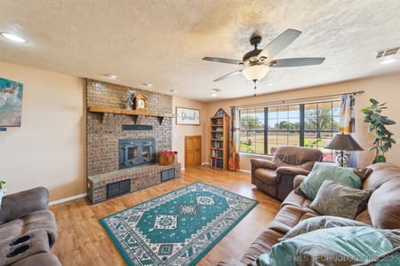 Adair, OK 74330 Mayes County
