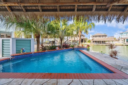 Tiki Island, TX 77554 Galveston County