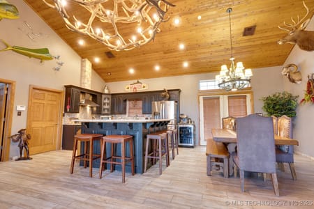 Allen, OK 74825 Pontotoc County