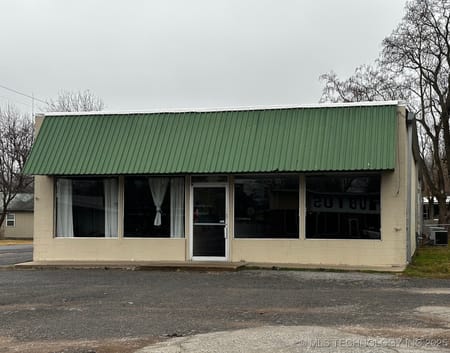 Stilwell, OK 74960 Adair County
