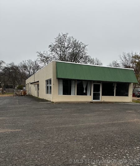 Stilwell, OK 74960 Adair County