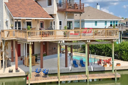 Tiki Island, TX 77554 Galveston County