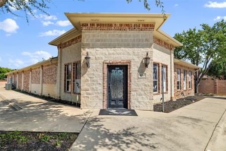 Hurst, TX 76054 Tarrant County