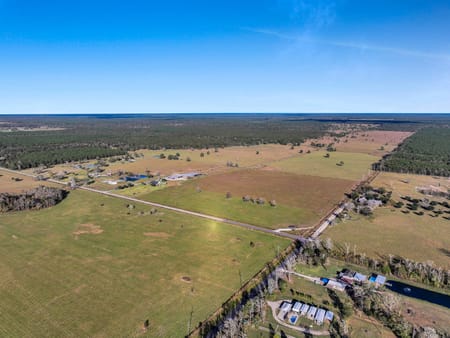 Hull, TX 77564 Liberty County