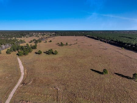 Hull, TX 77564 Liberty County