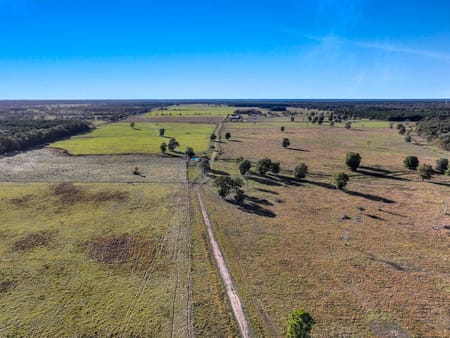 Hull, TX 77564 Liberty County