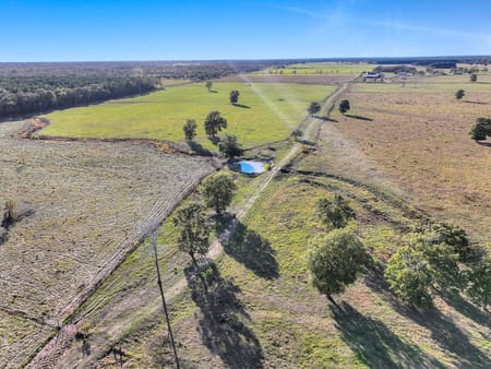 Hull, TX 77564 Liberty County