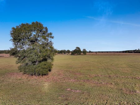 Hull, TX 77564 Liberty County