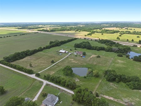 Windom, TX 75492 Fannin County