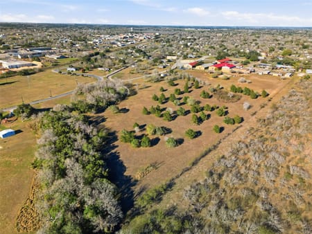 Yoakum, TX 77995 DeWitt County