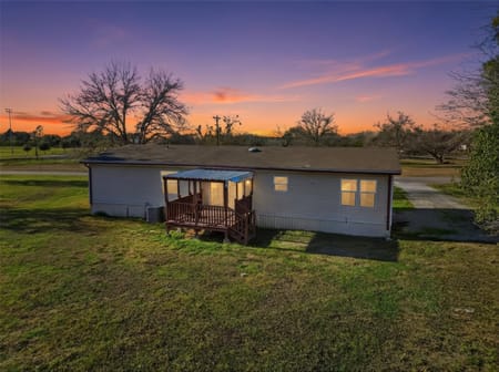 Yoakum, TX 77995 DeWitt County