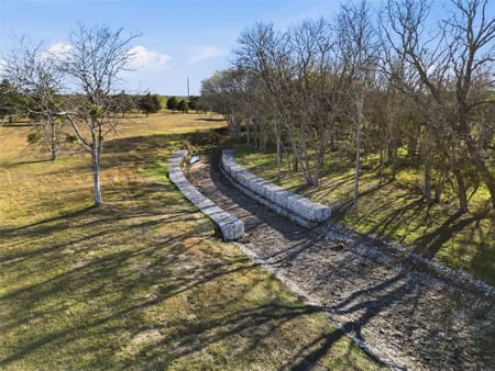 Yoakum, TX 77995 DeWitt County
