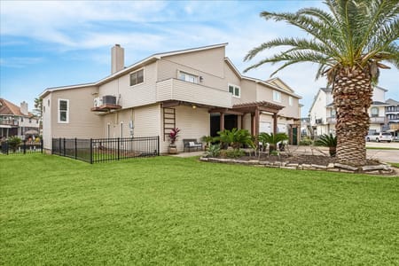Tiki Island, TX 77554 Galveston County