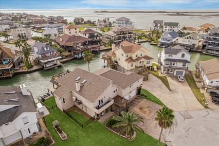 Tiki Island, TX 77554 Galveston County