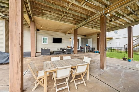 Tiki Island, TX 77554 Galveston County