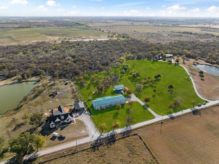 Tioga, TX 76271 Grayson County