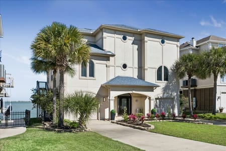Tiki Island, TX 77554 Galveston County