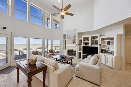 Tiki Island, TX 77554 Galveston County