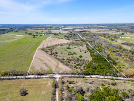Blum, TX 76093 Hill County