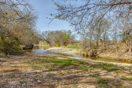Blum, TX 76093 Hill County