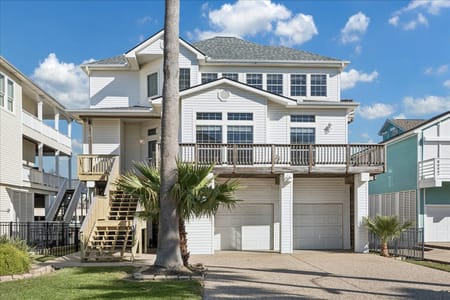 Tiki Island, TX 77554 Galveston County