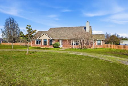 Trenton, TX 75490 Fannin County