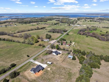 Windom, TX 75492 Fannin County