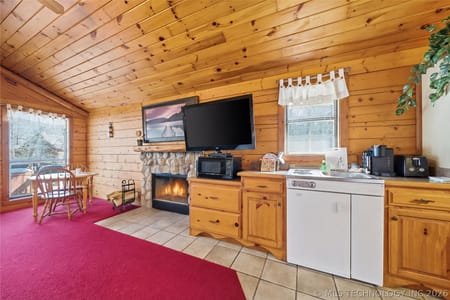 Ketchum, OK 74331 Delaware County
