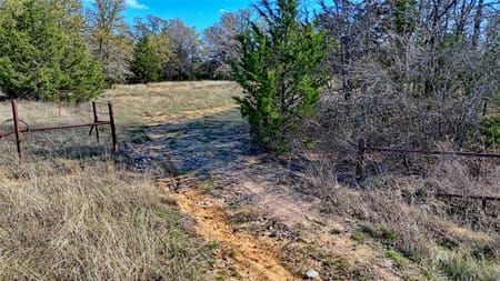 Bowie, TX 76230 Montague County