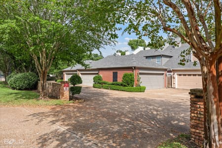 Shreveport, LA 71105 Caddo Parish