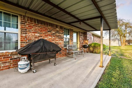 Leonard, TX 75452 Fannin County