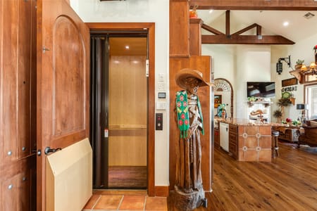 Tiki Island, TX 77554 Galveston County
