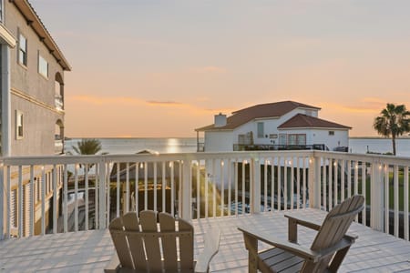 Tiki Island, TX 77554 Galveston County
