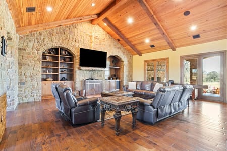 Blum, TX 76627 Hill County