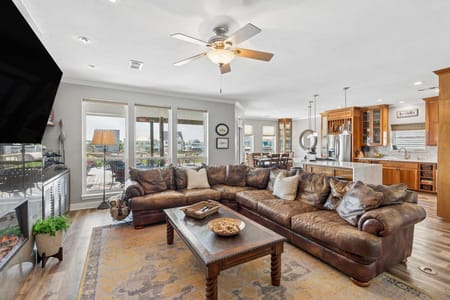 Tiki Island, TX 77554 Galveston County