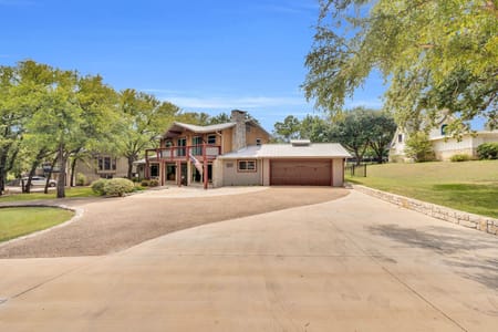 De Cordova, TX 76049 Hood County