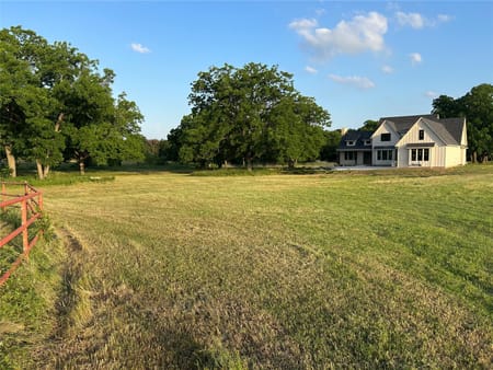 Whitesboro, TX 76273 Grayson County