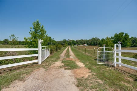 Omaha, TX 75571 Morris County
