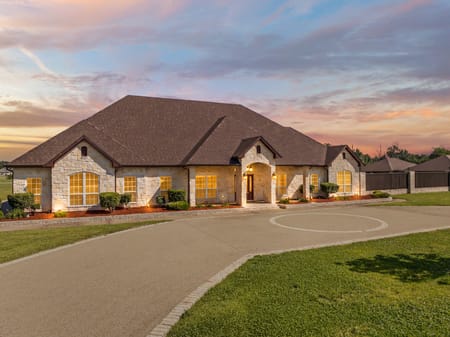 Itasca, TX 76055 Hill County