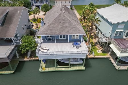 Tiki Island, TX 77554 Galveston County