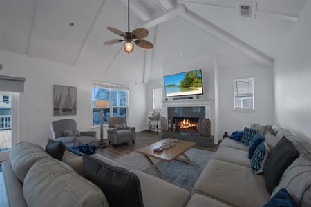 Tiki Island, TX 77554 Galveston County