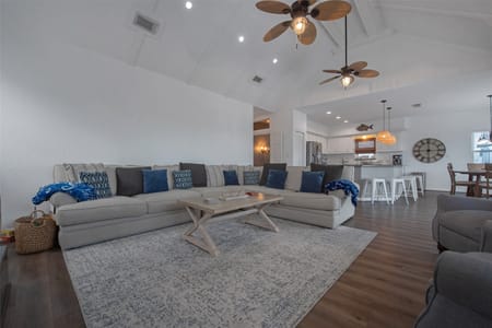 Tiki Island, TX 77554 Galveston County