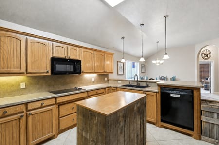 Alvarado, TX 76009 Johnson County